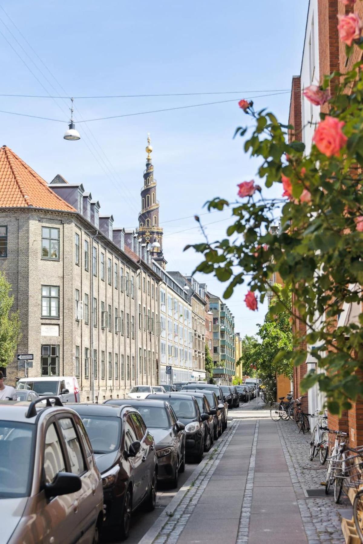 First Row Apartment With Balcony To The Ramparts København Ngoại thất bức ảnh